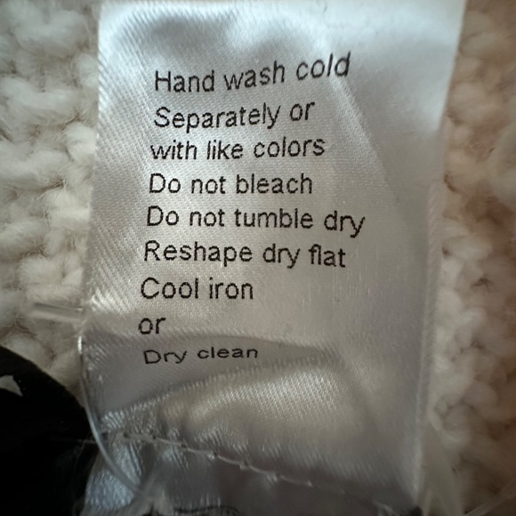 NWT cocogio Women's One Size Ivory Knit Cowl Neck Open Sides Poncho Sweater Top - Picture 15 of 15